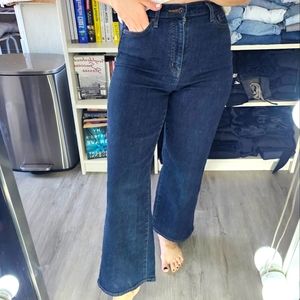 Uniqlo wide cropped dark navy denim jeans